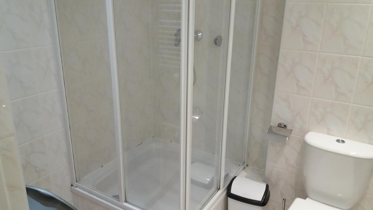 Lesny Dwor Aparthotel เมียลโน ภายนอก รูปภาพ
